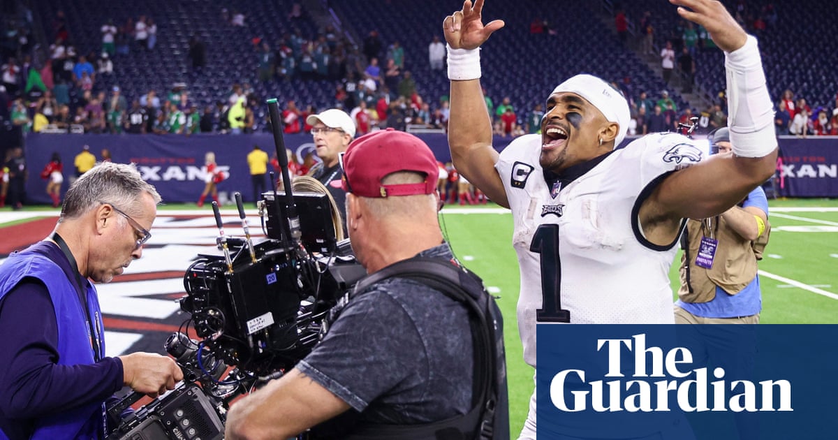 Jalen Hurts helms Eagles past Texans for first 8-0 start in club history – The Guardian