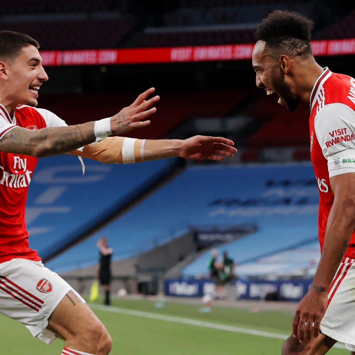 Arsenal 2 0 Manchester City Fa Cup Semi Final As It Happened Football The Guardian