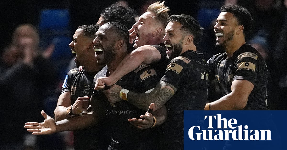 Leigh Leopards Defeat Salford Red Devils 14-6