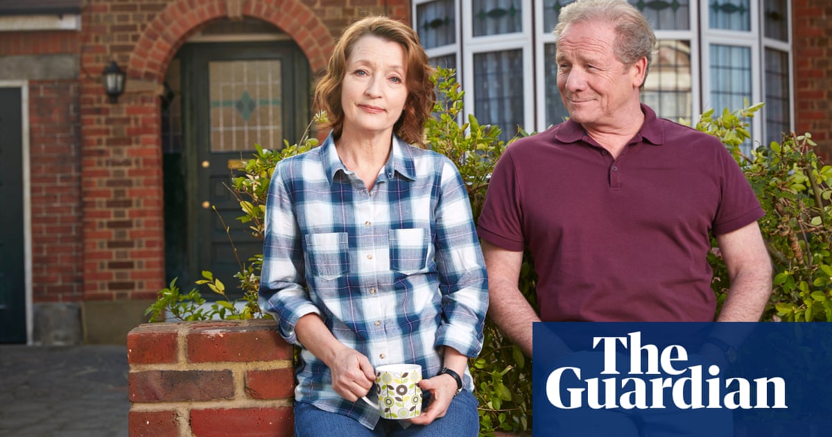 Mum Broke Our Hearts Will Sitcom S Odd Couple Bow Out With A Kiss