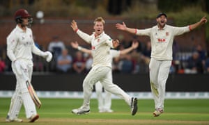 County Cricket Liveblog Somerset Reach 75 4 Against Essex Before The Rain As It Happened Sport The Guardian
