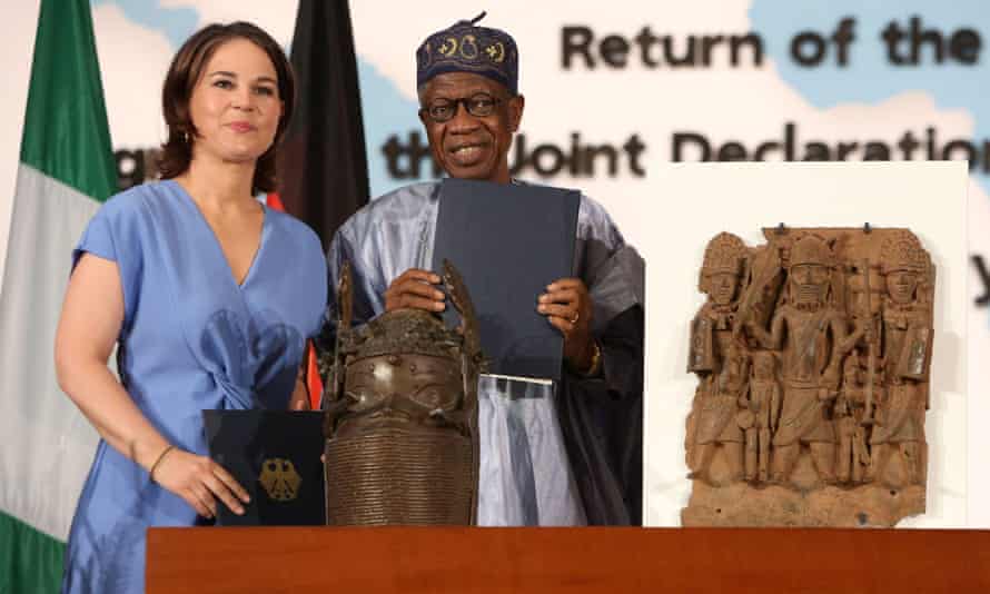 German foreign minister, Annalena Baerbock, and Nigeria’s culture minister, Lai Mohammed, at the handover ceremony in Berlin 