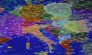 A los mapas de distribución de gas Gazprom muestra en toda Europa.  Los activistas dijeron que los planes de la CE serían 'extender la alfombra roja para Gazprom.