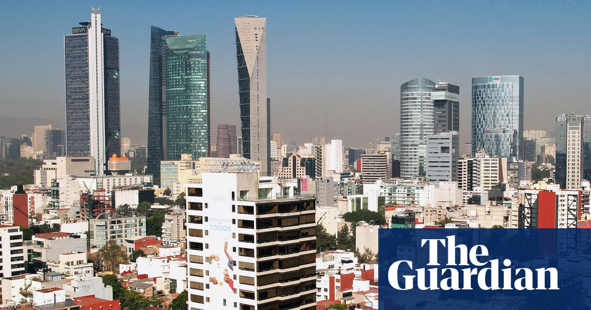 Mexico City Club Trippin', Charging Americans Bank for Entry