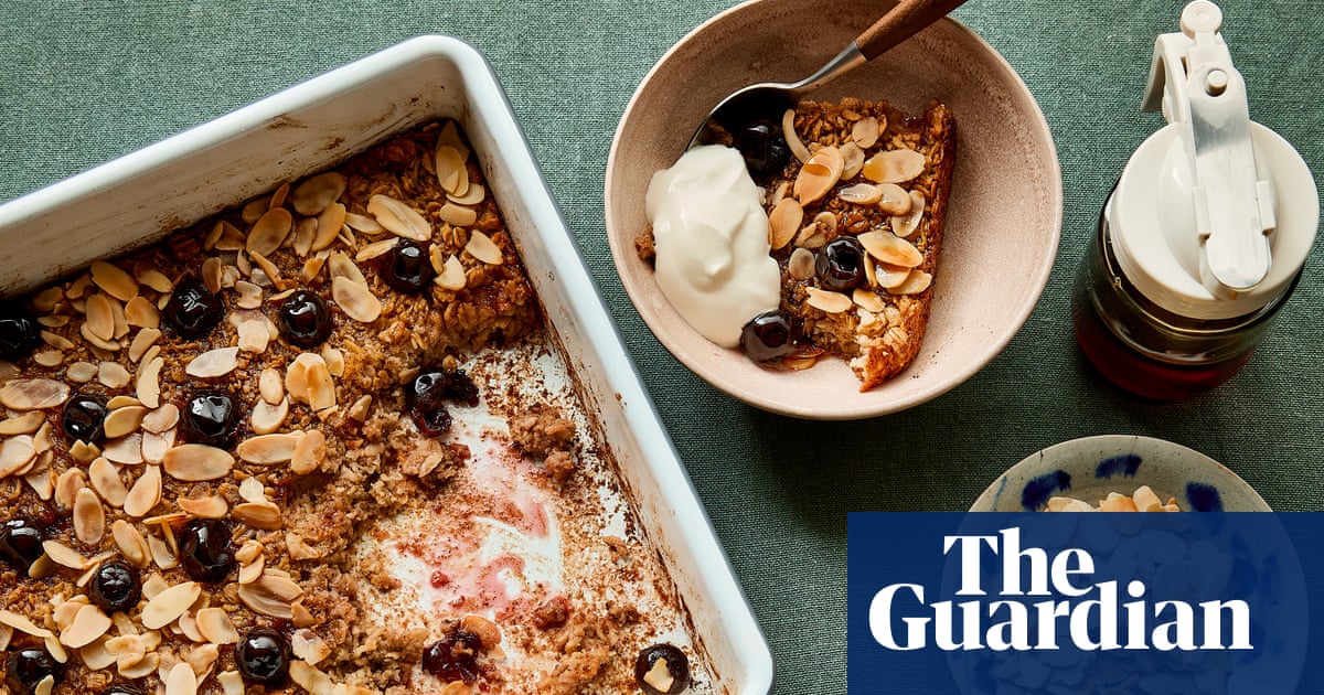 Helen Goh shares baked oats with Morello cherries and almond