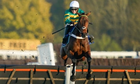 Champ en route vers la victoire à Newbury.