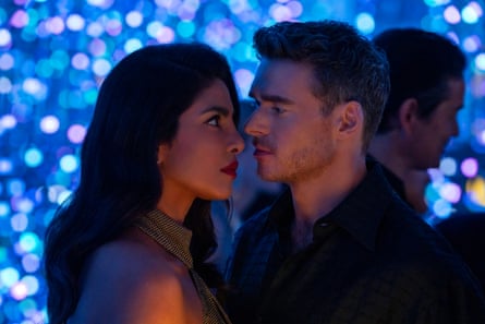 Priyanka Chopra Jonas and Richard Madden in Citadel.