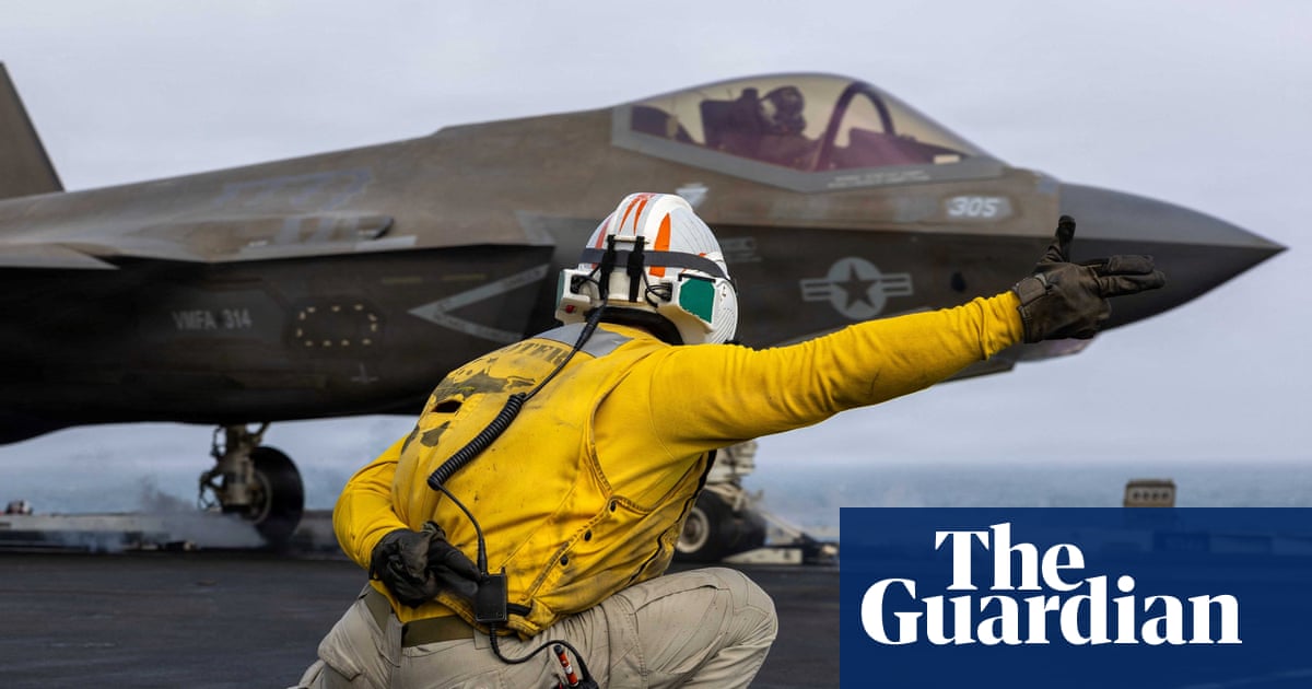 Trump orders Pentagon to redesign US aircraft carrier to use steam catapults to launch jets