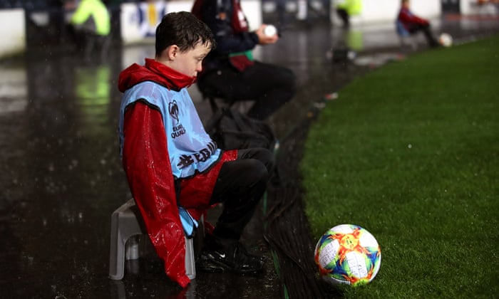 The Good Bad And Bizarre When Ballboys And Girls Hog Football S Limelight Football The Guardian The Good Bad And Bizarre When Ballboys And Girls Hog Football S Limelight Football The Guardian