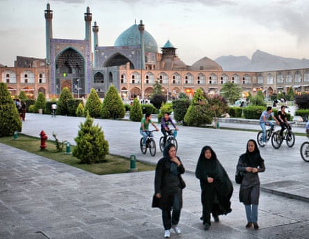 Bikes are everywhere in Isfahan - but women are banned from using the city’s bike share scheme.