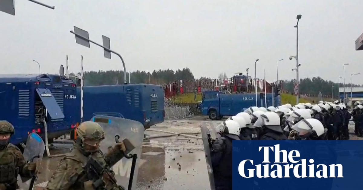 Belarusian border crisis could last for months, says Polish minister