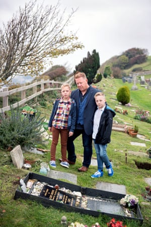 Singe with Finn and Reef by Kate’s grave.