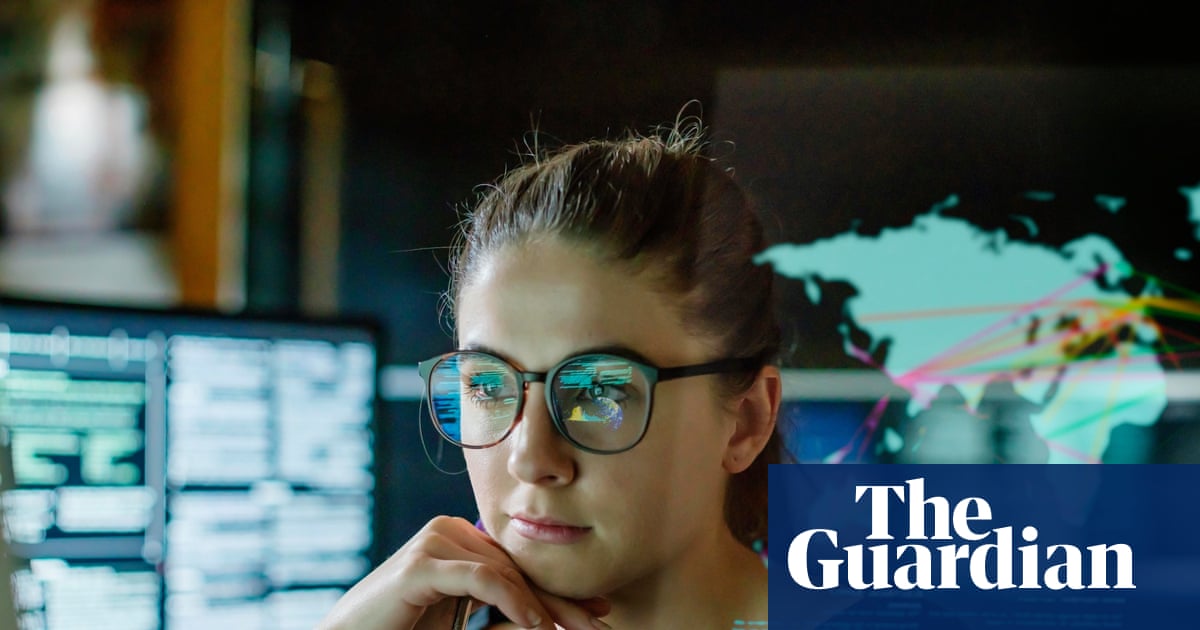 Women in tech and finance at higher risk from AI job losses, report says