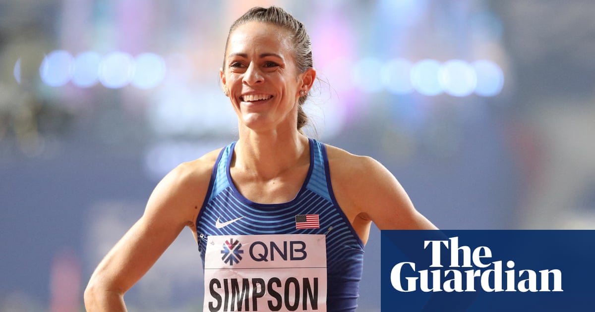 Former 1500m world champion Jenny Simpson steps away from running after cardiac arrest