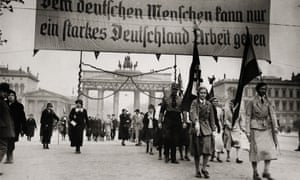 Una manifestación nacionalsocialista en berlin, 1931.