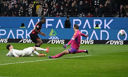 Éric Junior Dina Ebimbe scores Eintracht Frankfurt’s second with Bayern’s defence in disarray.