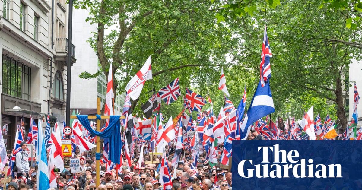 Met arrests 43 people at Unite the Kingdom rally and pro-Palestine march