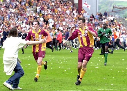 David Wetherall’s goal against Liverpool kept Bradford in the league.