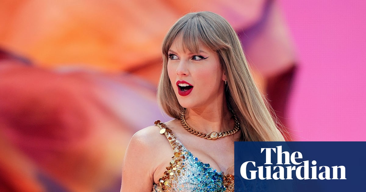 Taylor Swift files trademarks for voice and image amid concern over AI misuse