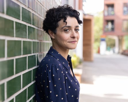 Jenny Kleeman hots Ransom Man.