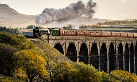 A locomotive on the Ribblehead viaduct
