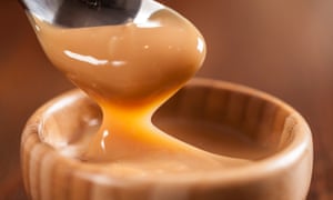 Dulce de leche,(Doce de leite) a sweet made ââfrom milk, made in Brazil and Argentina.