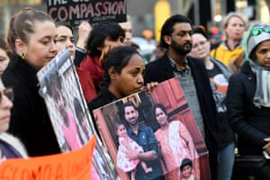 Supporters of the Biloela family facing deportation at a vigil at Flagstaff Gardens in Melbourne