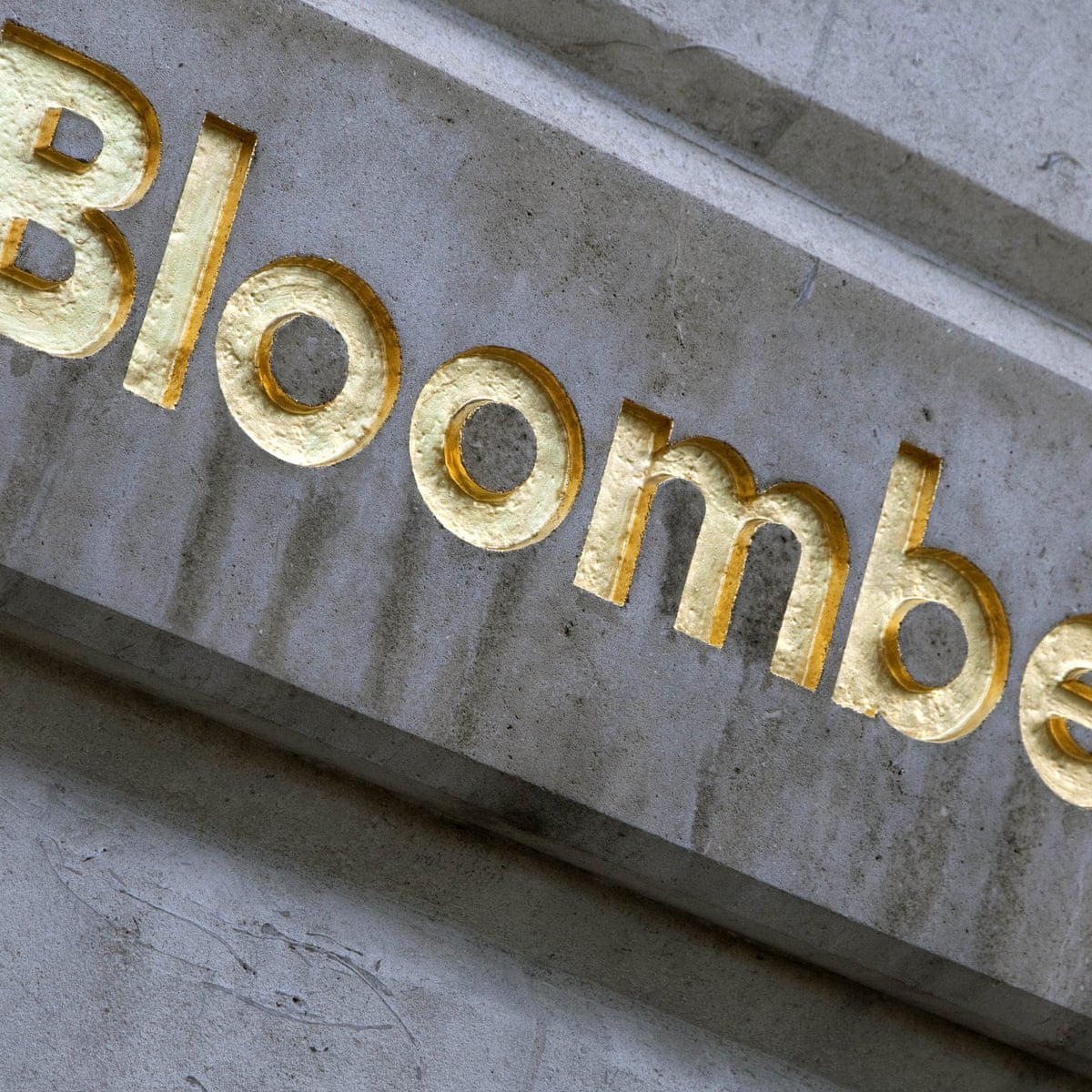 Bloomberg S Arabic News Network Contract Gives It Strict Controls Bloomberg The Guardian