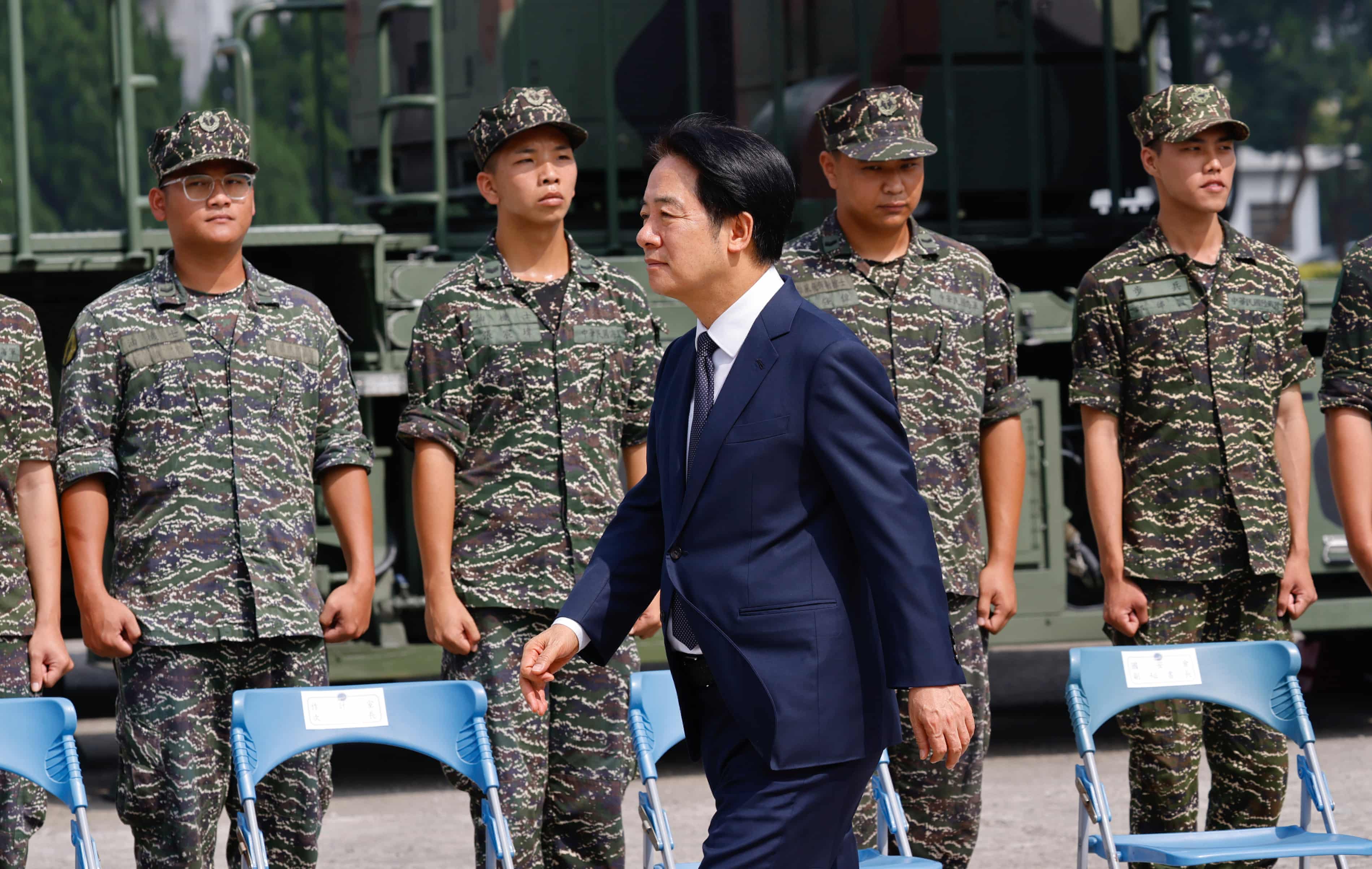 China vows to take ‘countermeasures’ over US and Taiwan $2bn arms deal (theguardian.com)