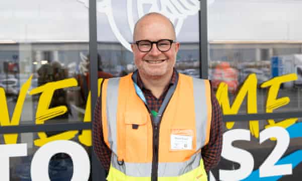TravelGuides - When Amazon came to town: Swindon feels strain as new depot sucks up jobs | Amazon 6 David Tindal