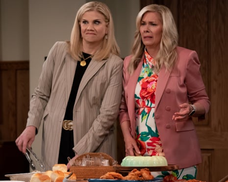 Leanne review – you can't help but love the star of this terribly written, joke-free sitcom | Television | The Guardian