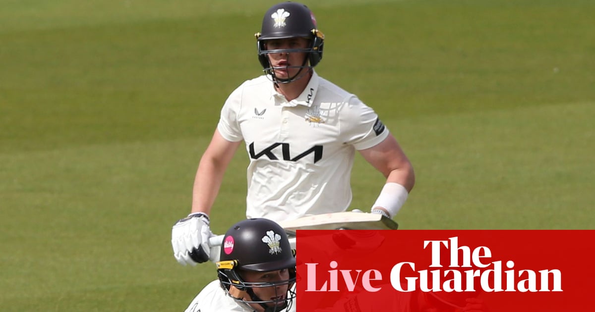 Essex v Somerset, Surrey v Leicestershire, and more: county cricket, day one – live