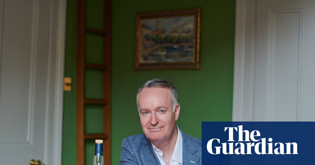 On Friendship by Andrew O’Hagan review – ties that bind