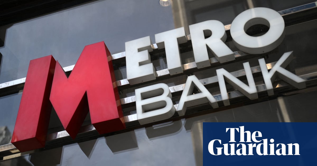 Metro Bank agrees rescue deal with investors