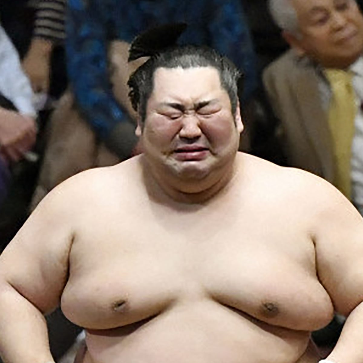 Japan In Raptures As Outsider Wins Sumo Contest And Bursts Into Tears Sumo Wrestling The Guardian Japan In Raptures As Outsider Wins Sumo Contest And Bursts Into Tears Sumo Wrestling The Guardian