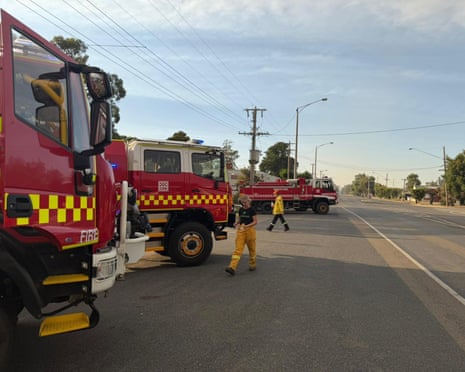 Victorian fire crews prepare to battle the Ravenswood Harcourt bushfire in January.