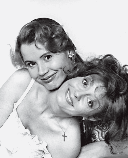 Davis, en haut, avec Susan Sarandon en 1991 :