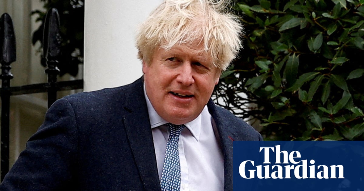 Boris Johnson ‘refused to be open’ with watchdog about hedge fund role | Boris Johnson