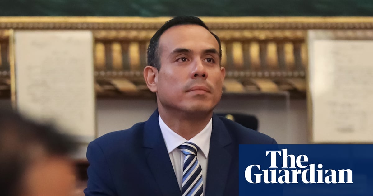 Peru’s interim president embroiled in scandal over secret meetings with Chinese businessmen