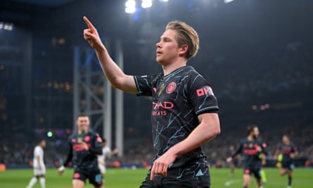 Kevin De Bruyne celebrates scoring an early opener for Manchester City