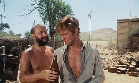 Donald Pleasence and Gary Bond in Wake in Fright.