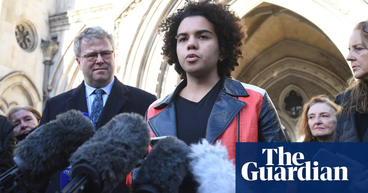 Appeal court overturns UK puberty blockers ruling for under-16s