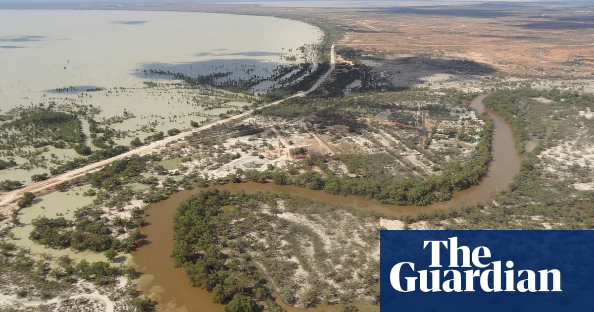 NSW irrigators under investigation over unexplained flood plain harvesting of 200GL of water