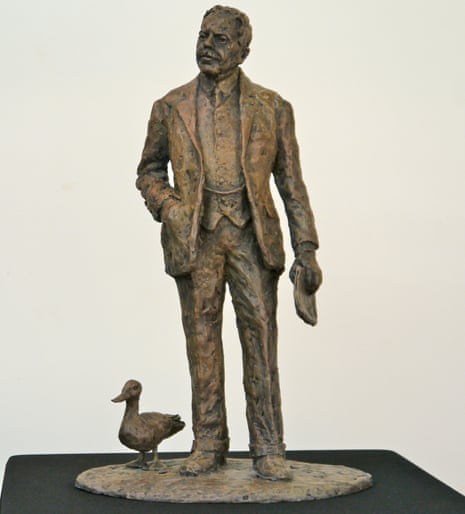 a statue of Sir Nigel Gresley and his problematic Mallard.