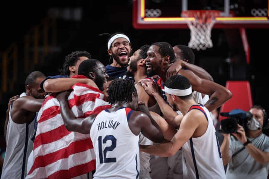 Durant Hauls Usa Men S Basketball Past France To Fourth Straight Olympic Gold Tokyo Olympic Games The Guardian Durant Hauls Usa Men S Basketball Past France To Fourth Straight Olympic Gold Tokyo Olympic Games The Guardian