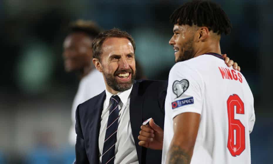 Gareth Southgate with Tyrone Mings after England’s 10-0 win in San Marino.