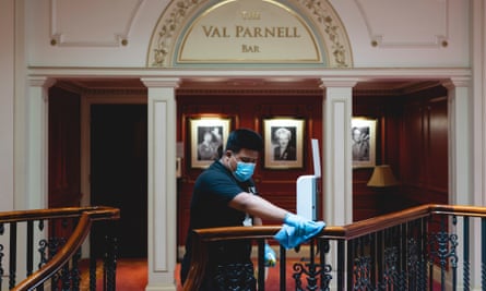The London Palladium was regularly cleaned during the show.