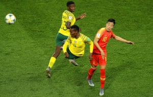 L'Afrique du Sud, en action ici contre la Chine, a montré lors de ses débuts en Coupe du Monde qu'elle était digne de participer.