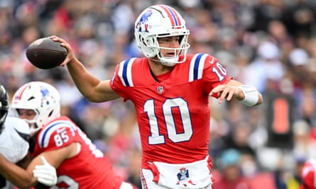 Drake Maye had a promising first start of his NFL career.