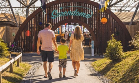 There are extensive indoor and outdoor activities for adults, children and families.